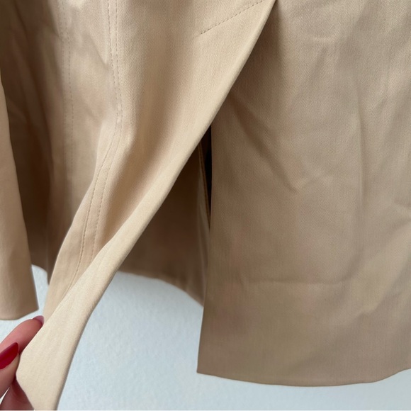 Elie Tahari Light Tan Double Breasted Trench Coat - Picture 5 of 10